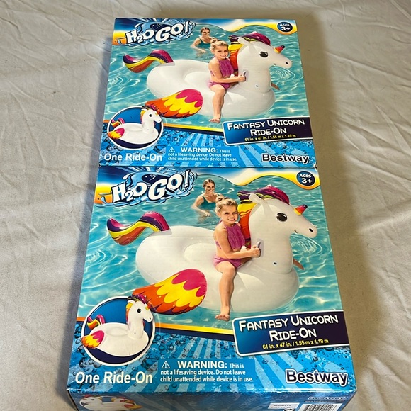 Pair of Pool Float Fantasy Unicorn Ride-on’s - NWT - Picture 1 of 3